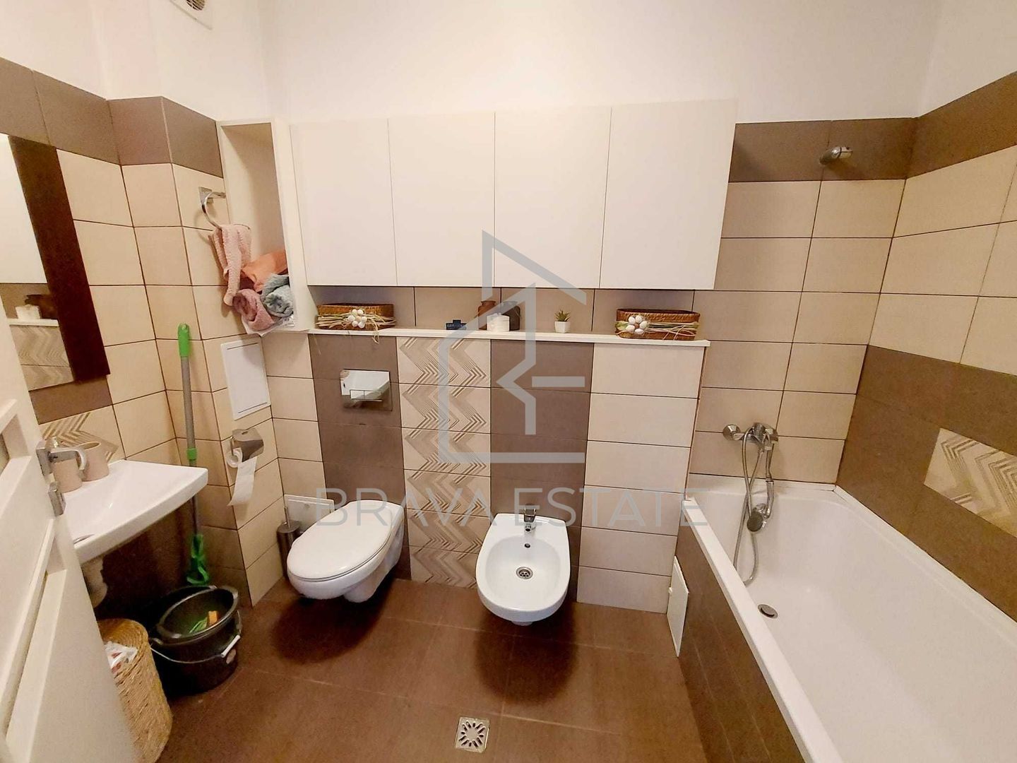 Apartament 3 camere, 53mp, balcon, parcare, zona Vivo - Poză 7