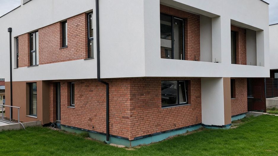 Duplex semifinisat, zona Vivo - Poză 2
