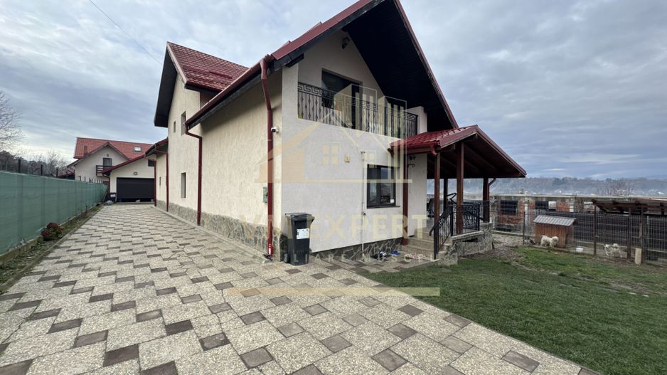 VILA 5 CAMERE 246 MP TEREN 817 MP CÂMPULUNG, 0 COMISION CUMPARATOR - Poză 38