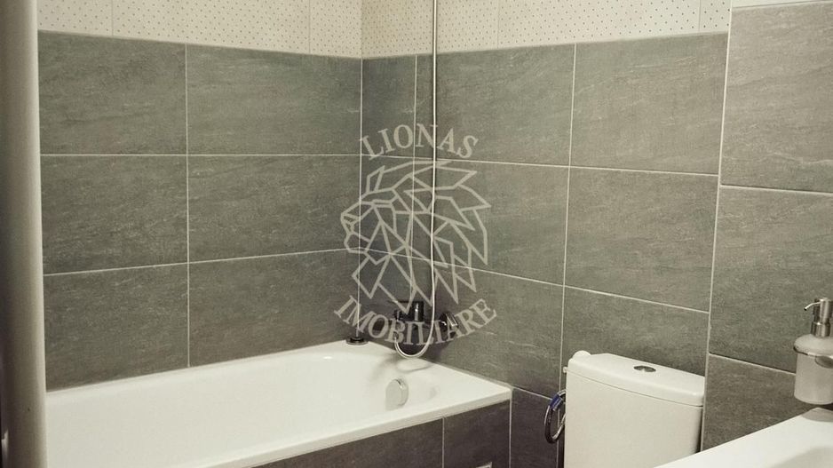 Apartament 4 camere-2 balcoane-etaj 3-renovat complet-Zona A. Muresanu - Poză 7