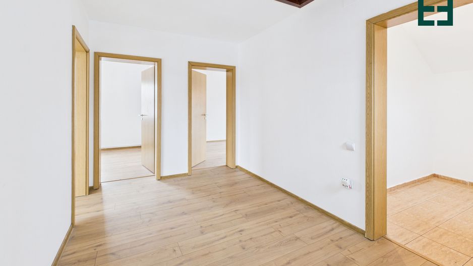 Casă individuală cu 4 camere P+M - Dumbrăvița - Timișoara - Poză 11