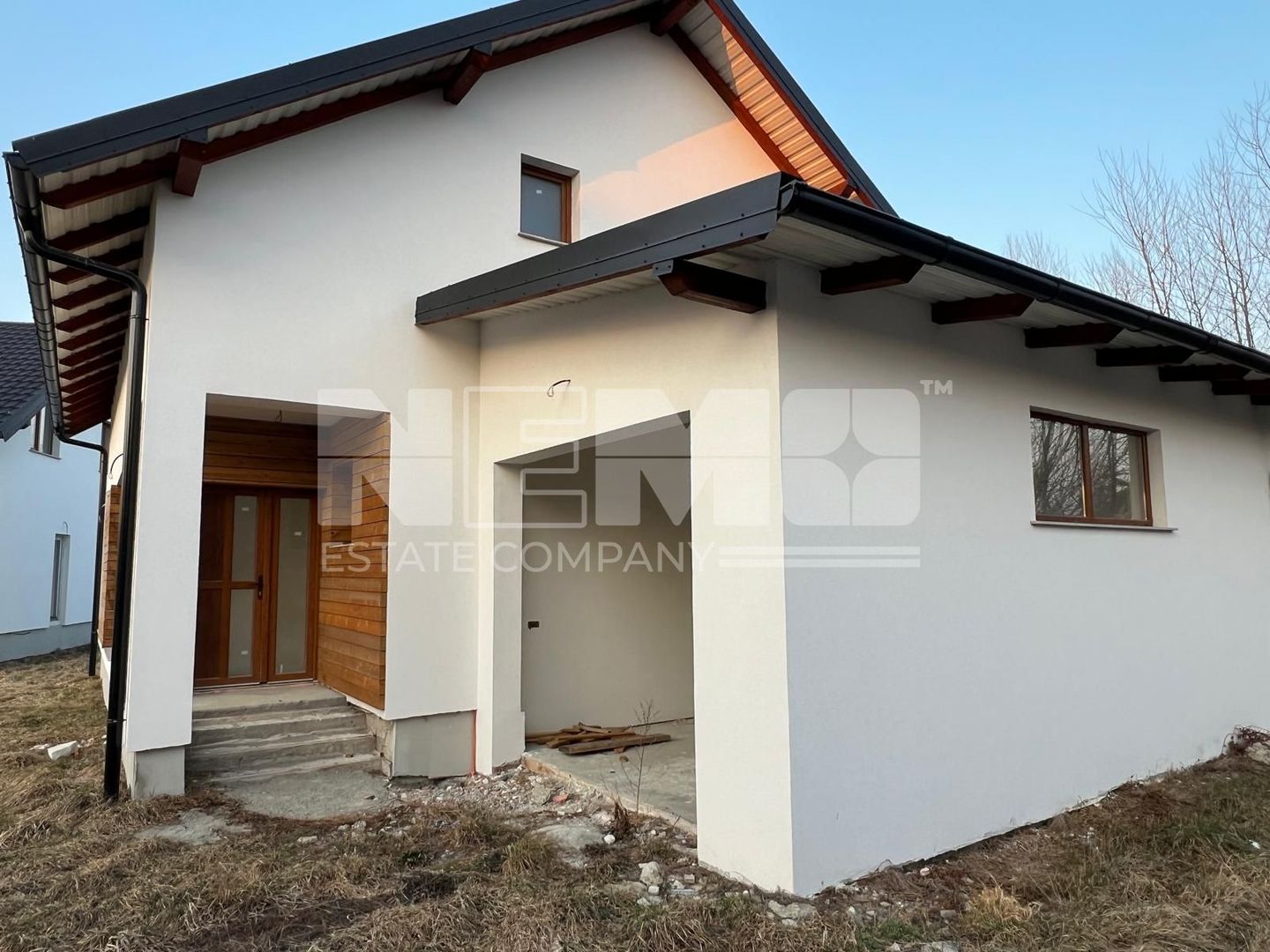 Case Semifinisate | Cu Garaj și curte - Poză 1