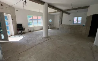 Două case în aceeași curte de vanzare - Poză 20