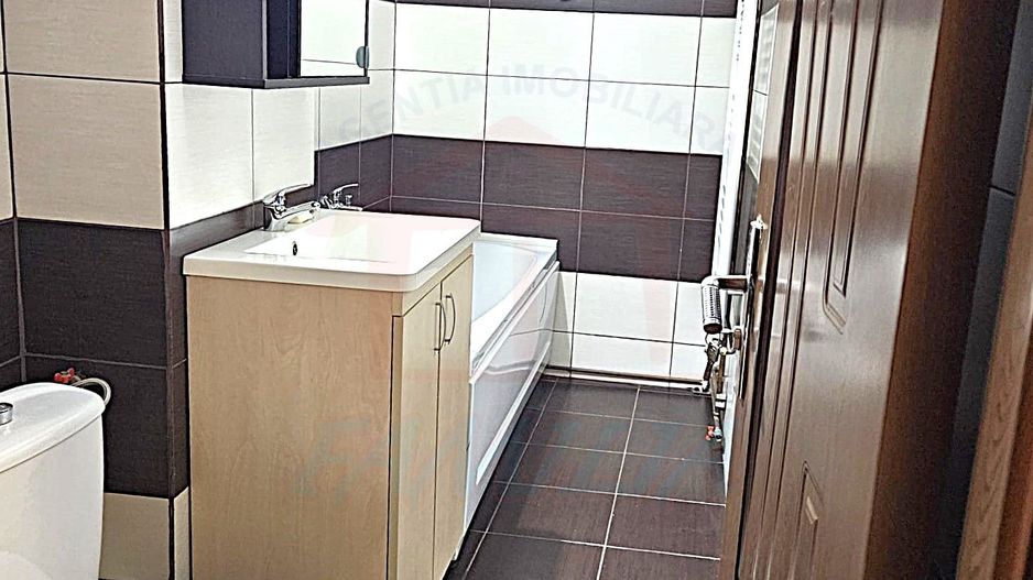 400 EURO chirie, apartament 3 camere Siderurgistilor - Poză 4