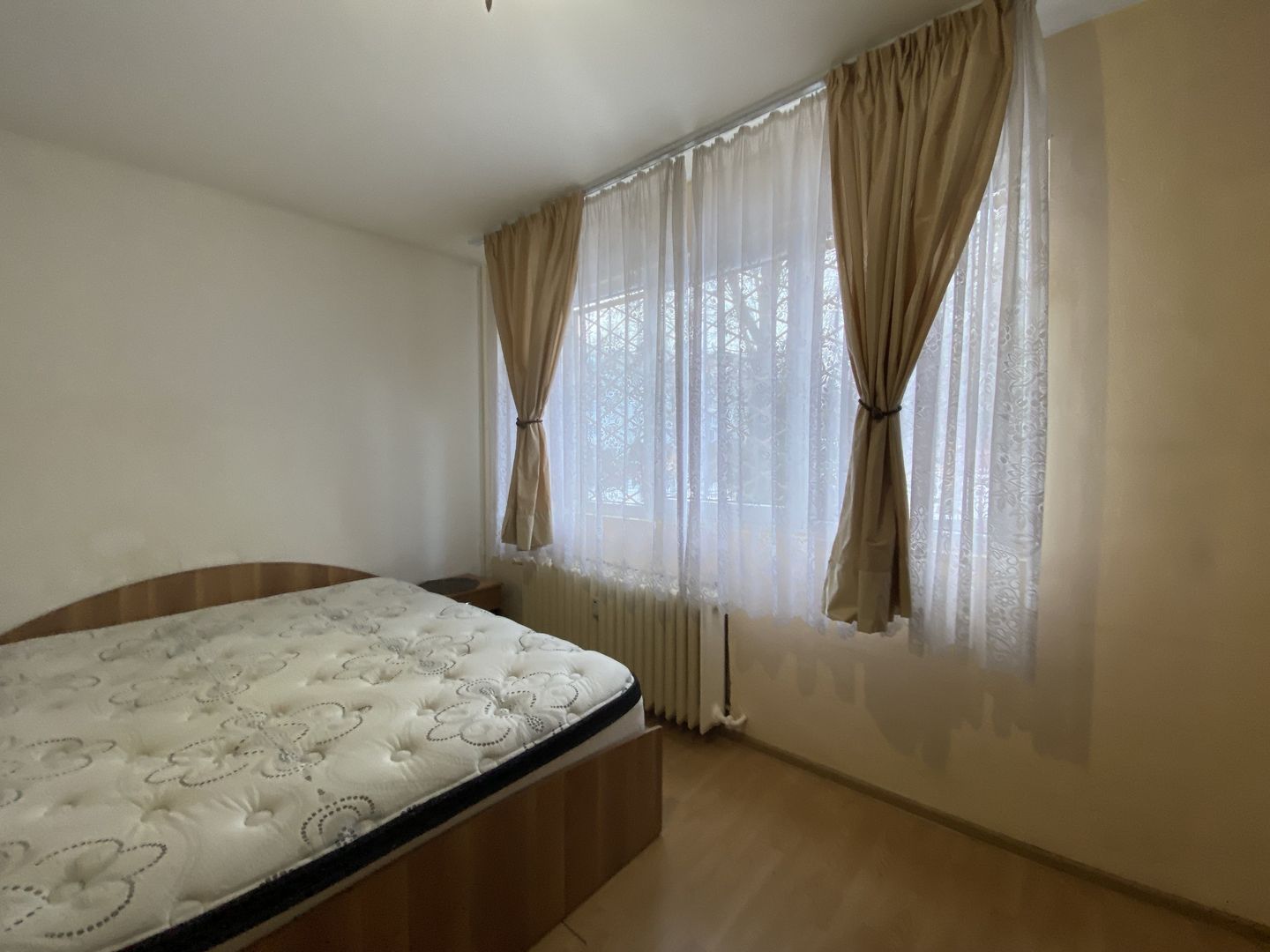 Apartament cu doua camere, Aparatorii Patriei, 79.000€ negociabil - Poză 7