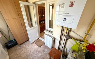 3 decomandat cu 2 bai - etaj 1 - centrala - Parculet Rovine - - Poză 10