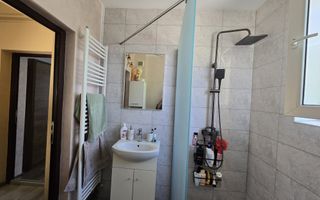 Casa in Livezeni , 140  mp utili , in centrul localitatii . - Poză 6