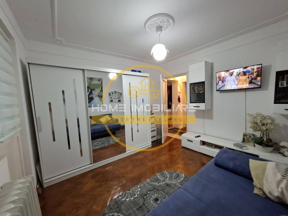 Ap 2 camere decomandat Alexandru cel bun 79900 euro - Poză 2