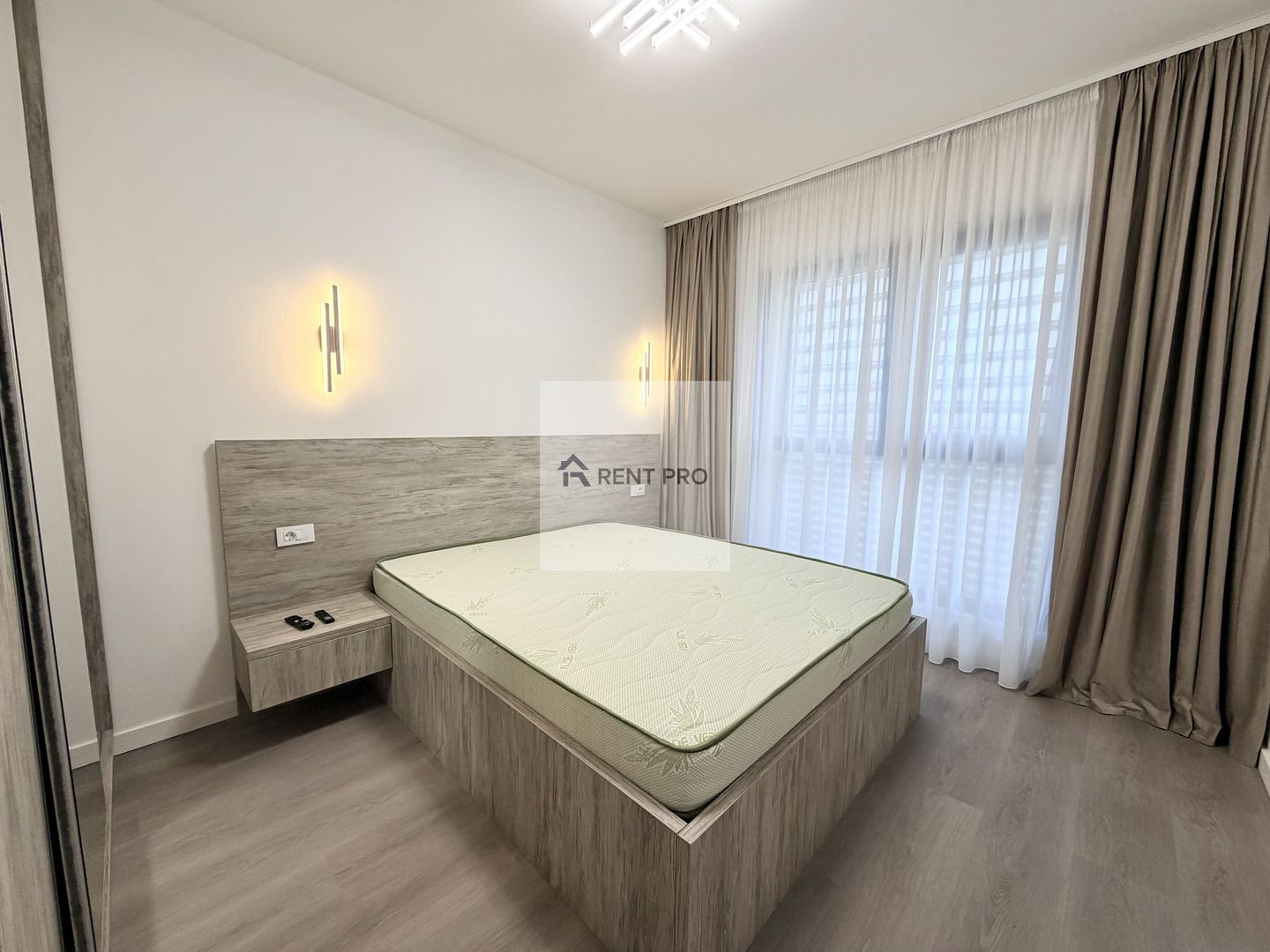 Premium 2 Camere Exigent Plaza Residence 65 Mp Lujerului - Poză 2