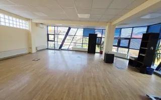 Clădiri de birouri de închiriat Sector 4 – 1.100 mp, vizibilitate stradală - Poză 40