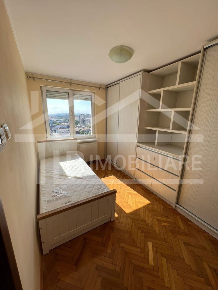 Apartament cu 3 camere, 80 mp, decomandat, Zona UMFST - Poză 3