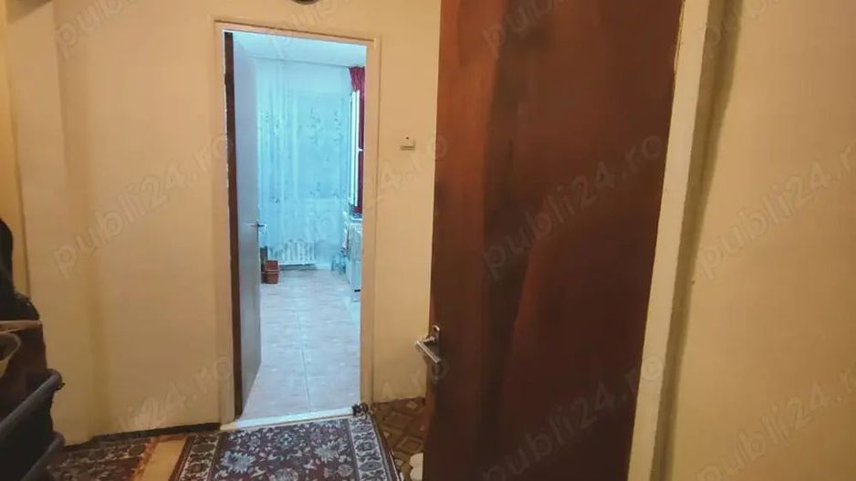 Apartament 2 camere de vânzare - Necesită renovare - Zona Ghita Șerban - Poză 2