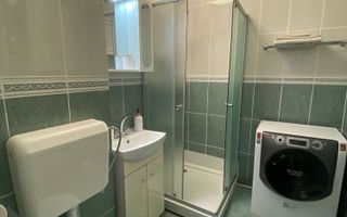 Garsoniera renovata, mobilata si utilata - Poză 3