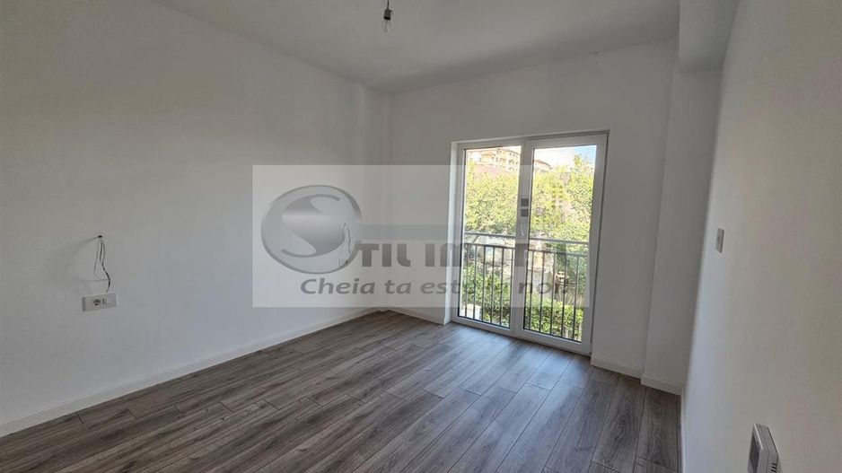 Duplex Exclusivist - P+2 - 100metri strada principala - Poză 7