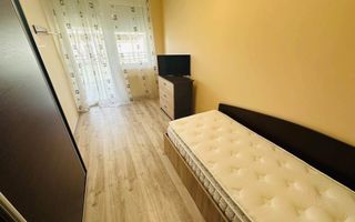 Apart. 3 camere, Ared R 18 pe str. Tudor Vladimirescu - Oradea - Poză 3