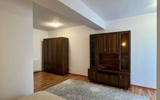 GARS. 1 DECEMBRIE 1918, BUCATARIE INCHISA, CENTRALA, METROU 10 MINUTE - Poză 3