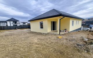 Casă individuală 4 camere, 130 mp utili, teren 500 mp, Cisnădie - Poză 1