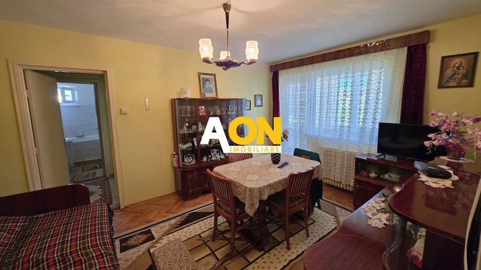 Apartament 2 camere, semidecomandat, zona Closca - Poză 2