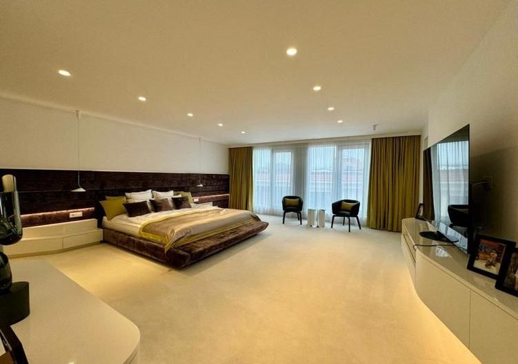 Penthouse Herastrau 116 terasa,mobilat si utilat loc de parcare si boxa subteran - Poză 14