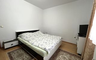 Apartament cu 2 Camere, Bloc cu Lift, Zonă Ultracentrală - Poză 6