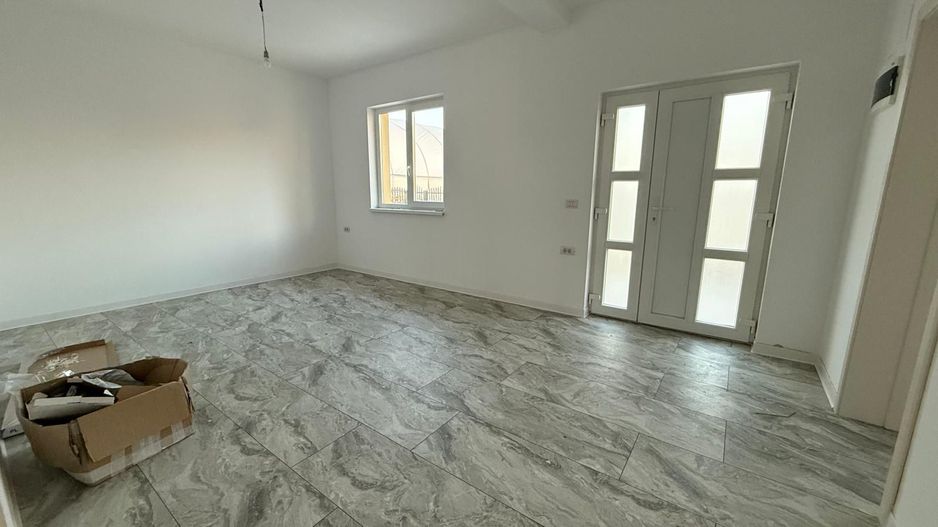 COMISION 0% | Duplex de Vanzare | Utvin | 3 Camere | Acces la asfalt - Poză 1