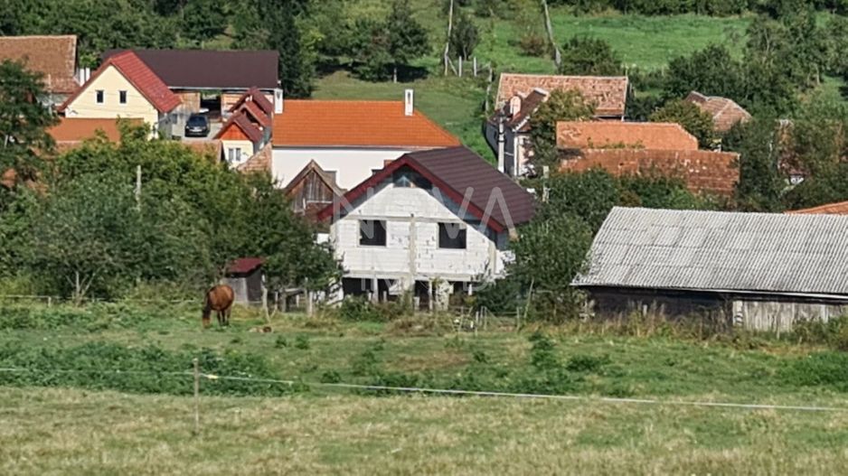 Casa individuala - 684 mp teren, Marpod - Poză 5