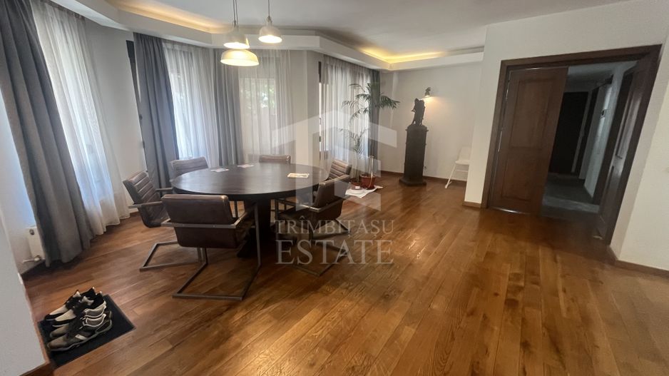 ANDRONACHE | Vila 4 Camere | Garaj  | Curte Verde | Ciubar & BBQ - Poză 6