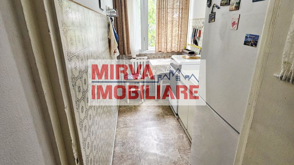 De vânzare apartament 2 camere, zona Malu Roșu, Ploiești - Poză 11