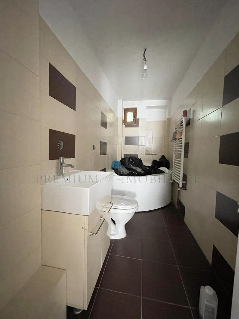 Apartament 3 Camere - Etaj 1 - La casute - Poză 5