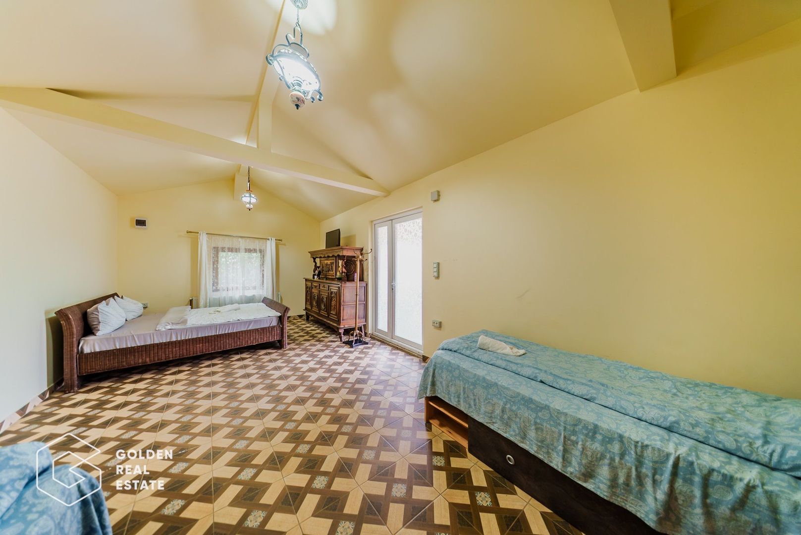 Afacere la cheie: Pensiune functionala sau casa de locuit, Ghioroc - Poză 21