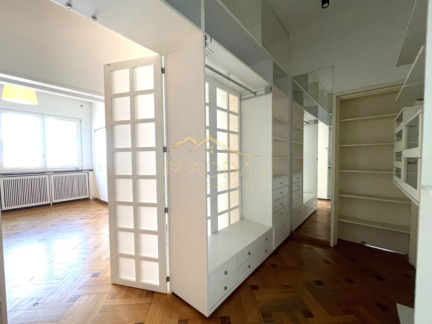 4 rooms ***203 SQM useful*** / 38 SQM terrace + garage / Primaverii - Poză 10