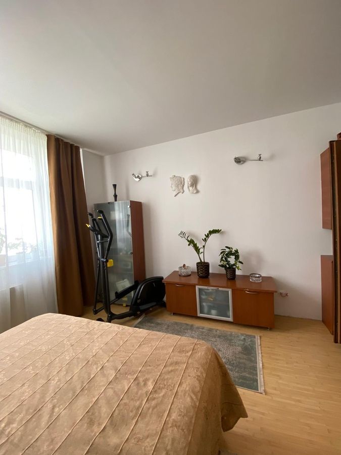 Apartament cu doua camere decomandat, piata Domenii - Poză 6