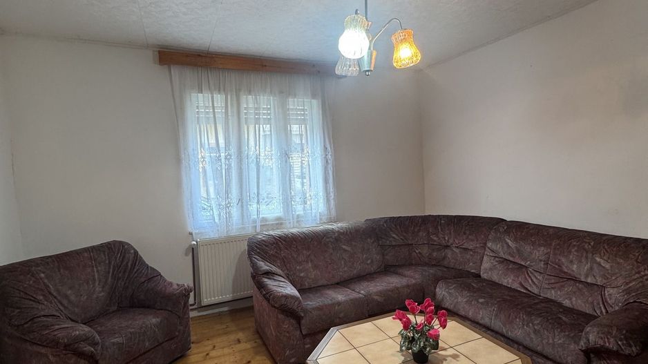 De vânzare Casă în Grădiște, curte + grădină proprie generoasă Arad - Poză 31