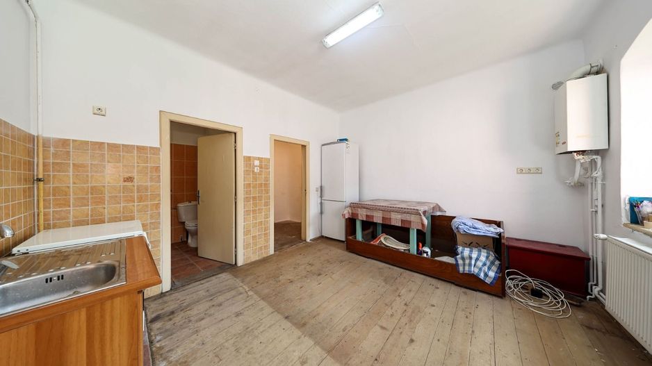 Casă Săsească Autentică cu Șură Impresionantă în Cristian – Teren 2729mp - Poză 26