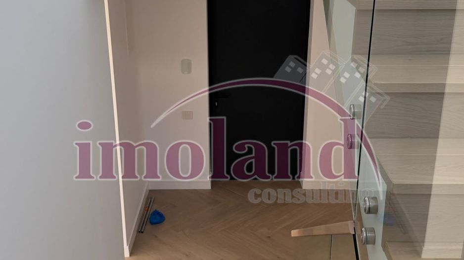 Marina Snagov - Vanzare - Vila NOUA - 5 camere - ponton la Lacul Snagov - Poză 13