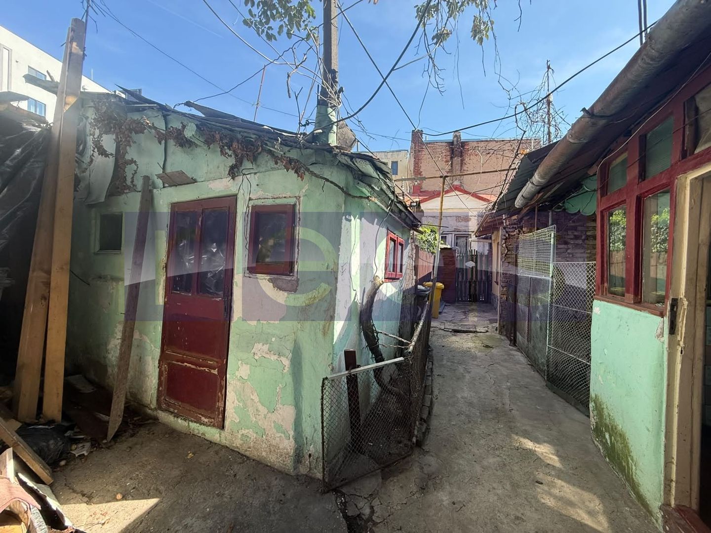DE VANZARE CASA INTERBELICA  – 3 CAMERE - METROU STEFAN CEL MARE - Poză 12