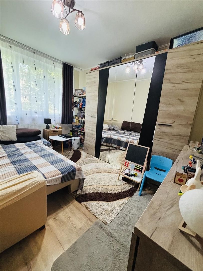 APARTAMENT CU 2 CAMERE SEMIDECOMANDAT ZONA ROGERIUS - Poză 5