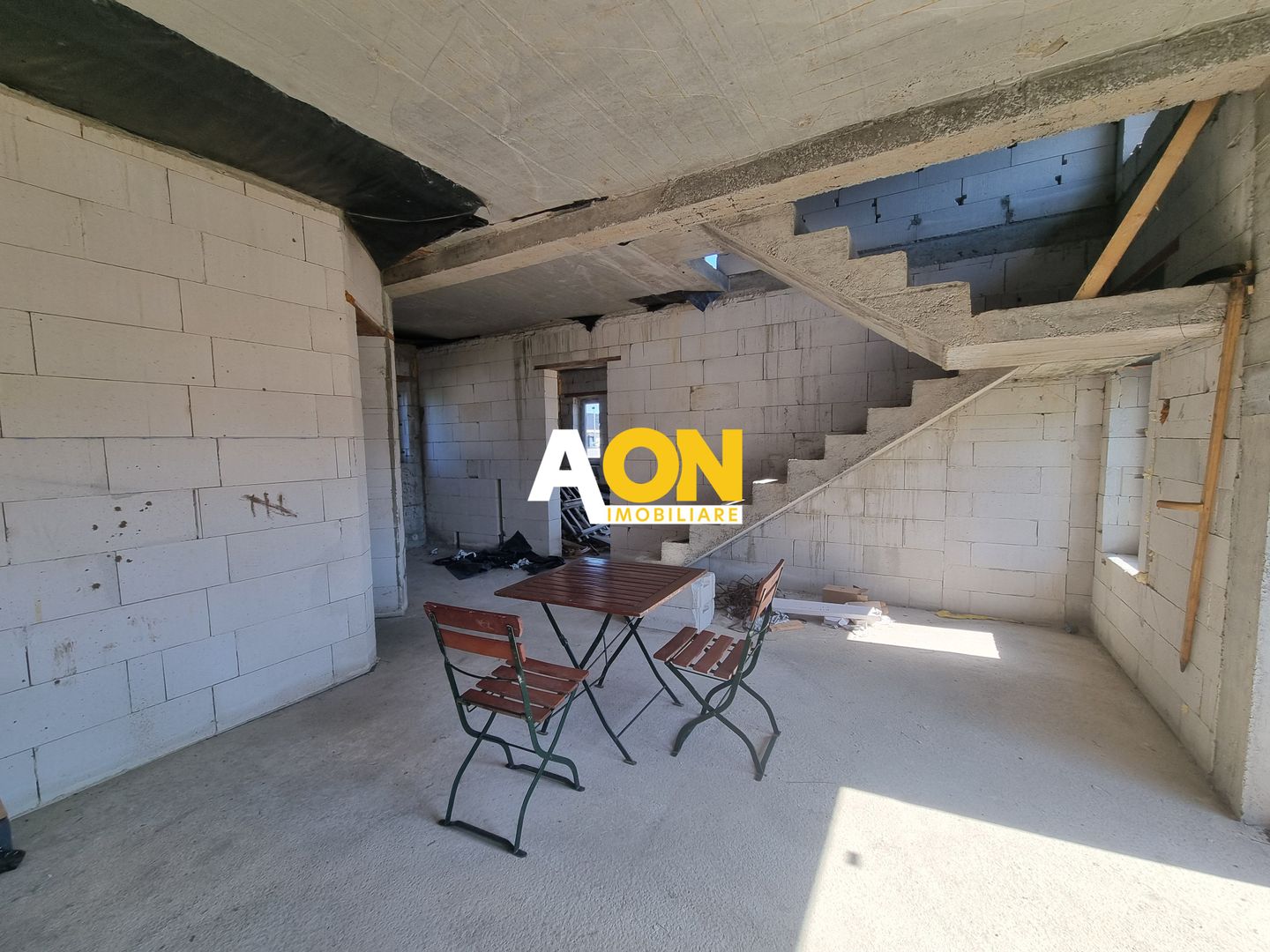 De vanzare casa 4 camere, 361mp teren, Alba-Micesti - Poză 2