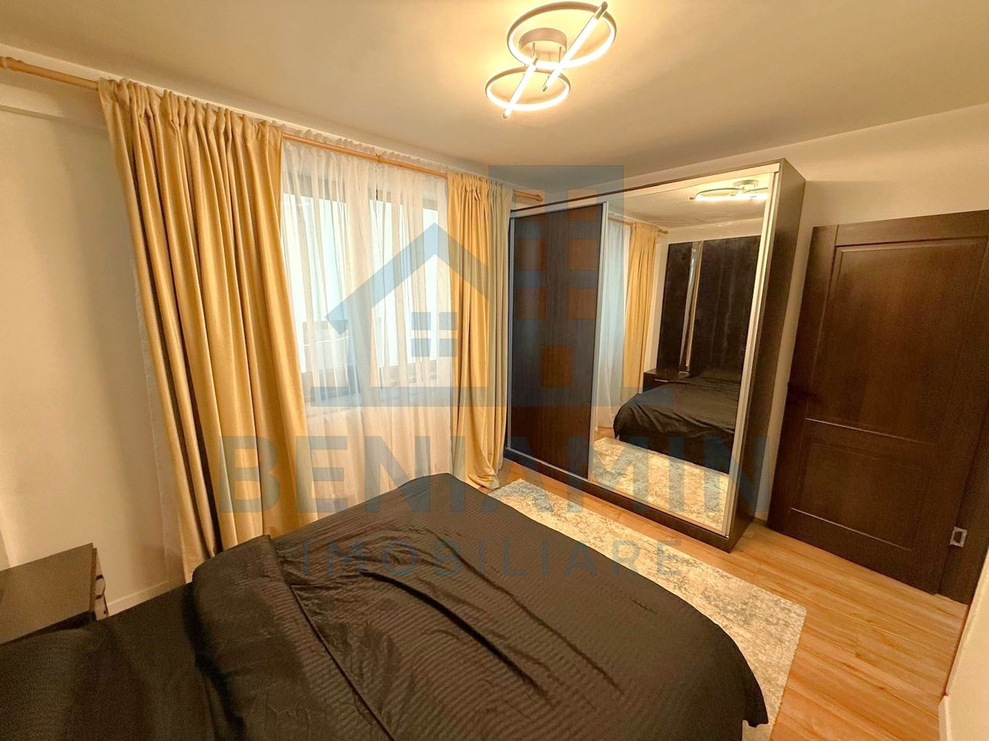 2 Camere-Loc Parcare privat-Mobilat modern-Lux-Impecabil-Central - Poză 3