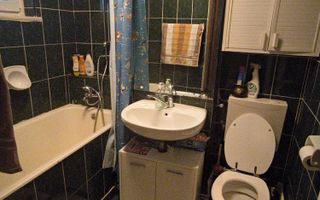 Apartament 3 camere de vânzare – Zona Micro 4 (lângă Supeco) - Poză 3