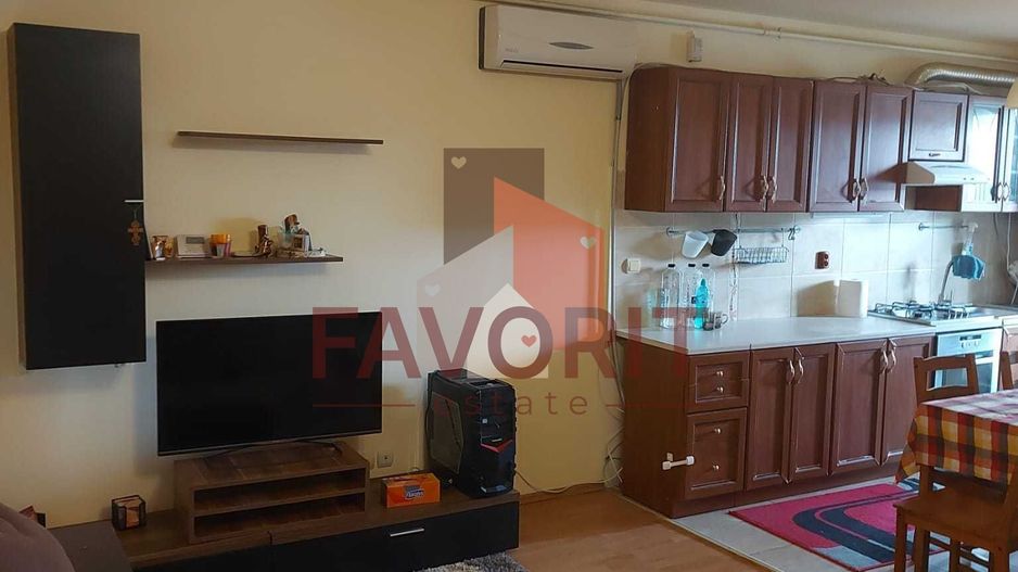 Mobilat si utilat. 2 dormitoare. Zona Unitatii Militare - Poză 1