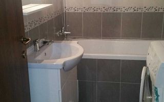 GARSONIERA MODERNA METROU 1DEC 1918, CENTRALA, MOBILATA -UTILATA - Poză 2