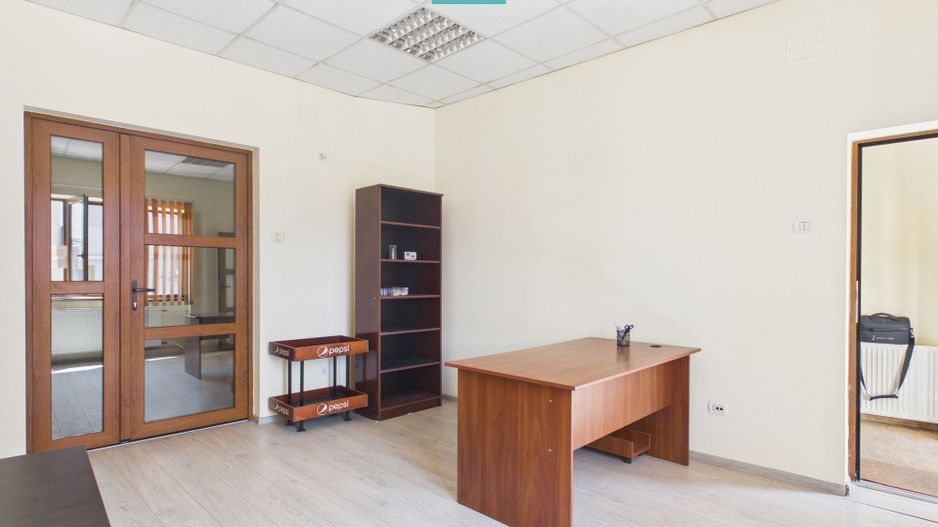 Spațiu central birou/locuință – Str. Primăriei - Poză 1