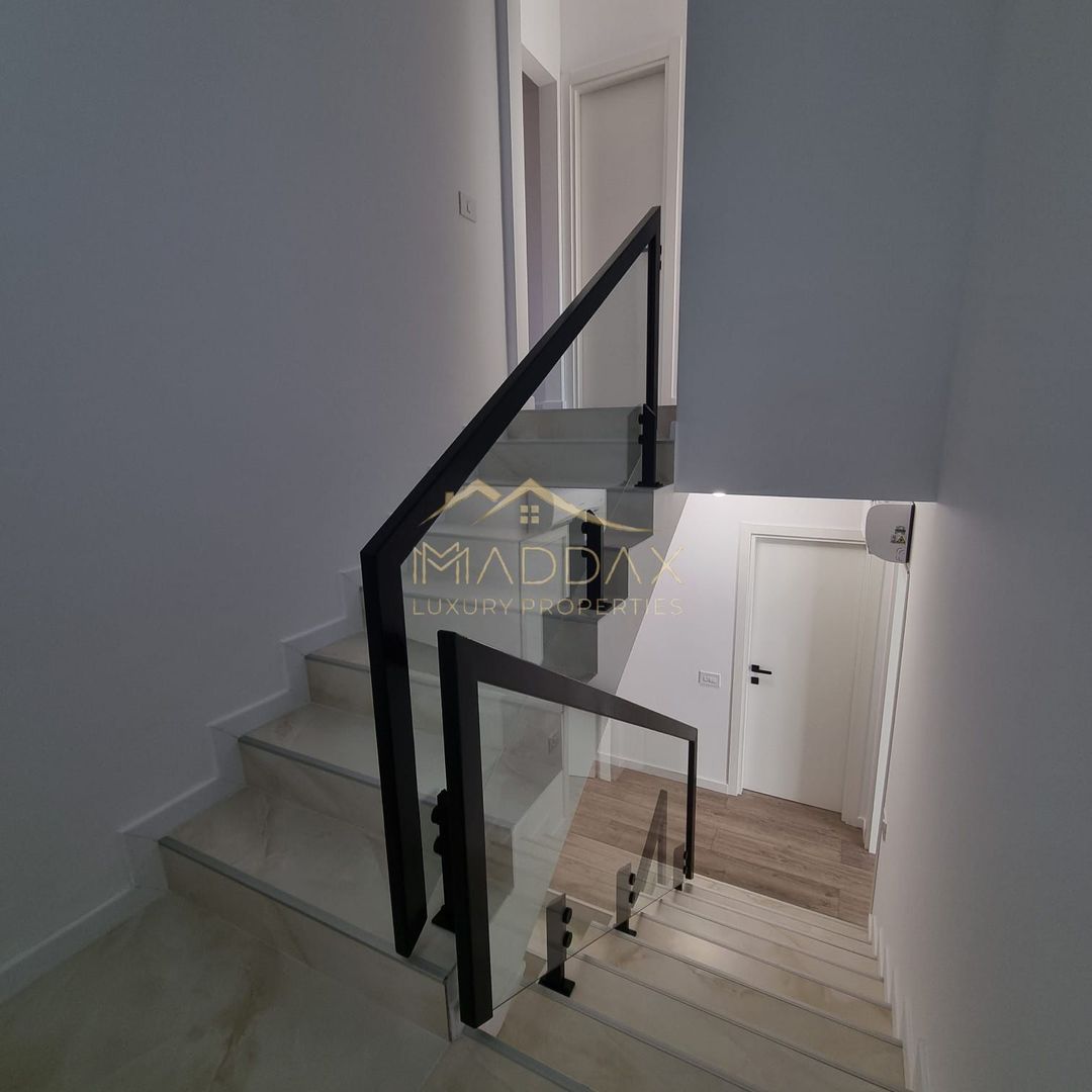 Vila *6 camere* // Pipera OMV **FIRST RENT** - Poză 3