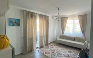 Apartament 3 camere langa Policlinica, zona de case, loc parcare - Poză 2