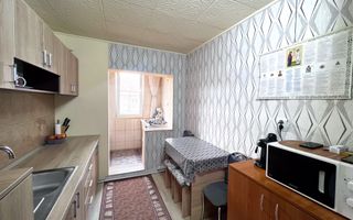 Apartament 3 camere | 54 mp | 1.000 de euro / mp | Strada Ariesului. - Poză 1