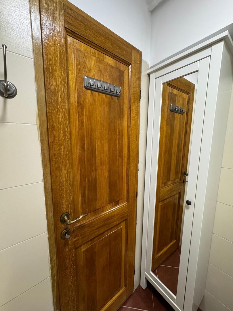 Garsoniera Centrul Civic bloc de apartamente - Poză 10