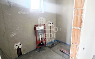 Casă de vânzare cu 4 camere in Santandrei, Bihor - Poză 5