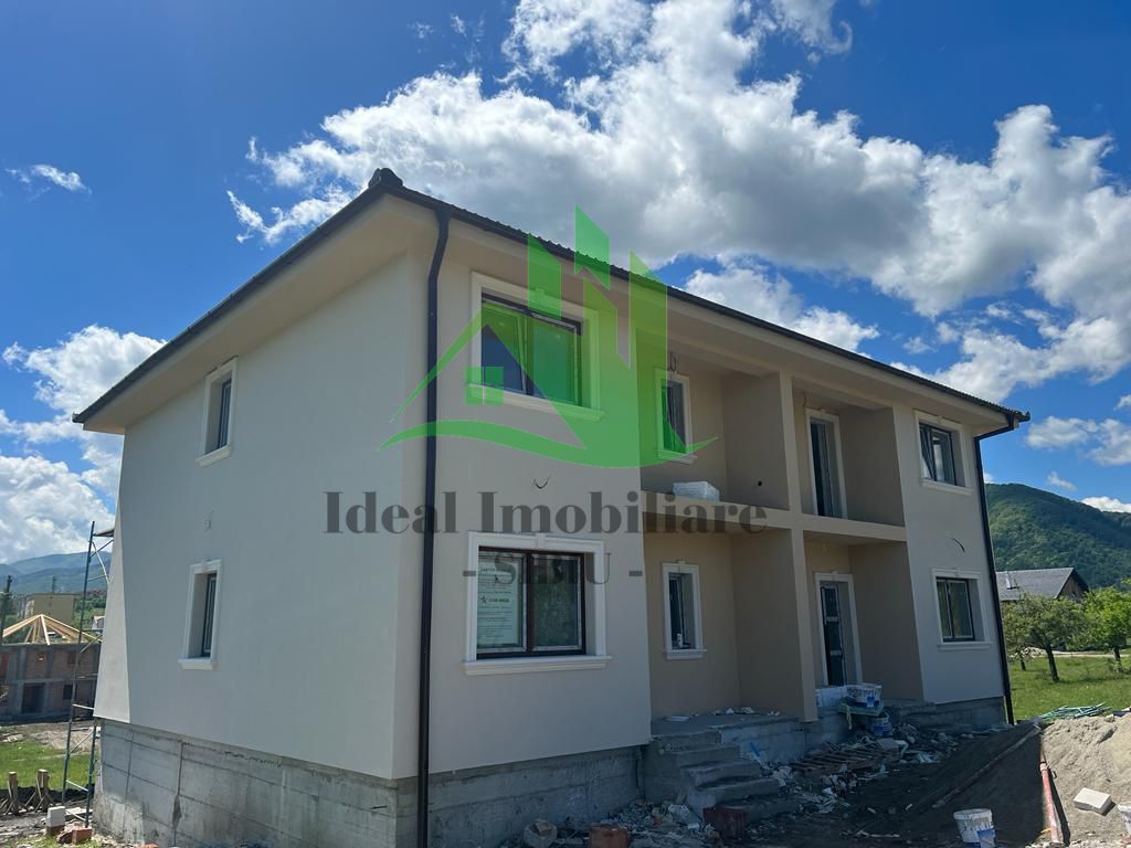 Casa Tip Duplex cu 4 camere si 366 mp teren, in Cisandie - Poză 12