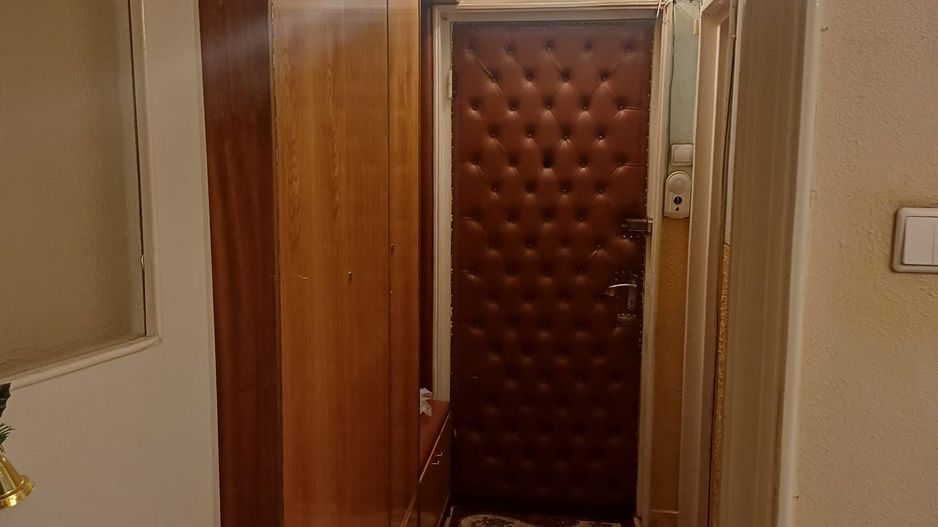 De vanzare apartament 2 camere, Ultracentral, 65.000 euro - Poză 1